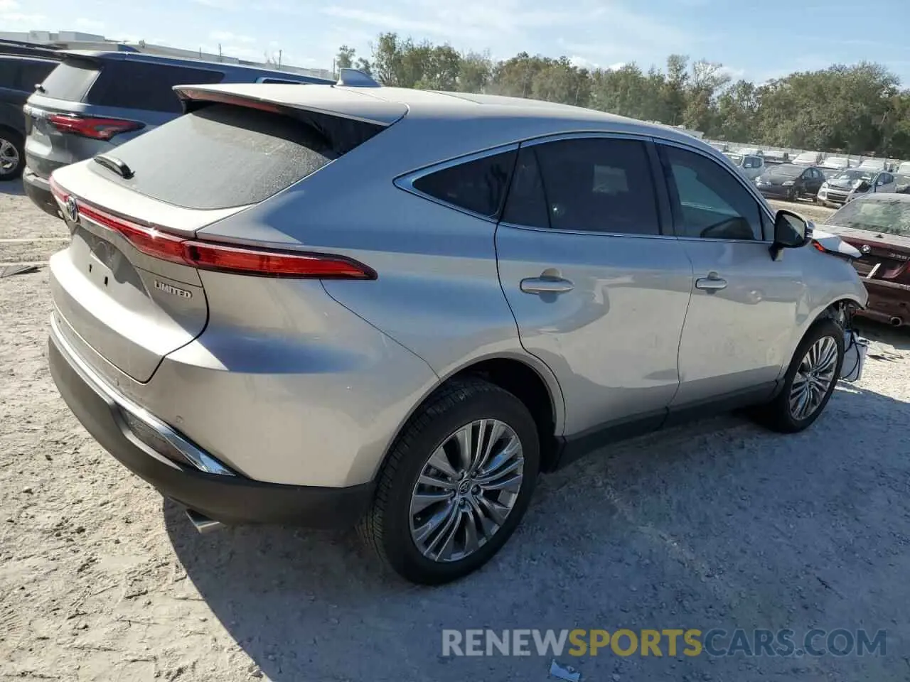 3 fotografías del automóvil dañado JTEAAAAH3PJ132438 TOYOTA VENZA 2023