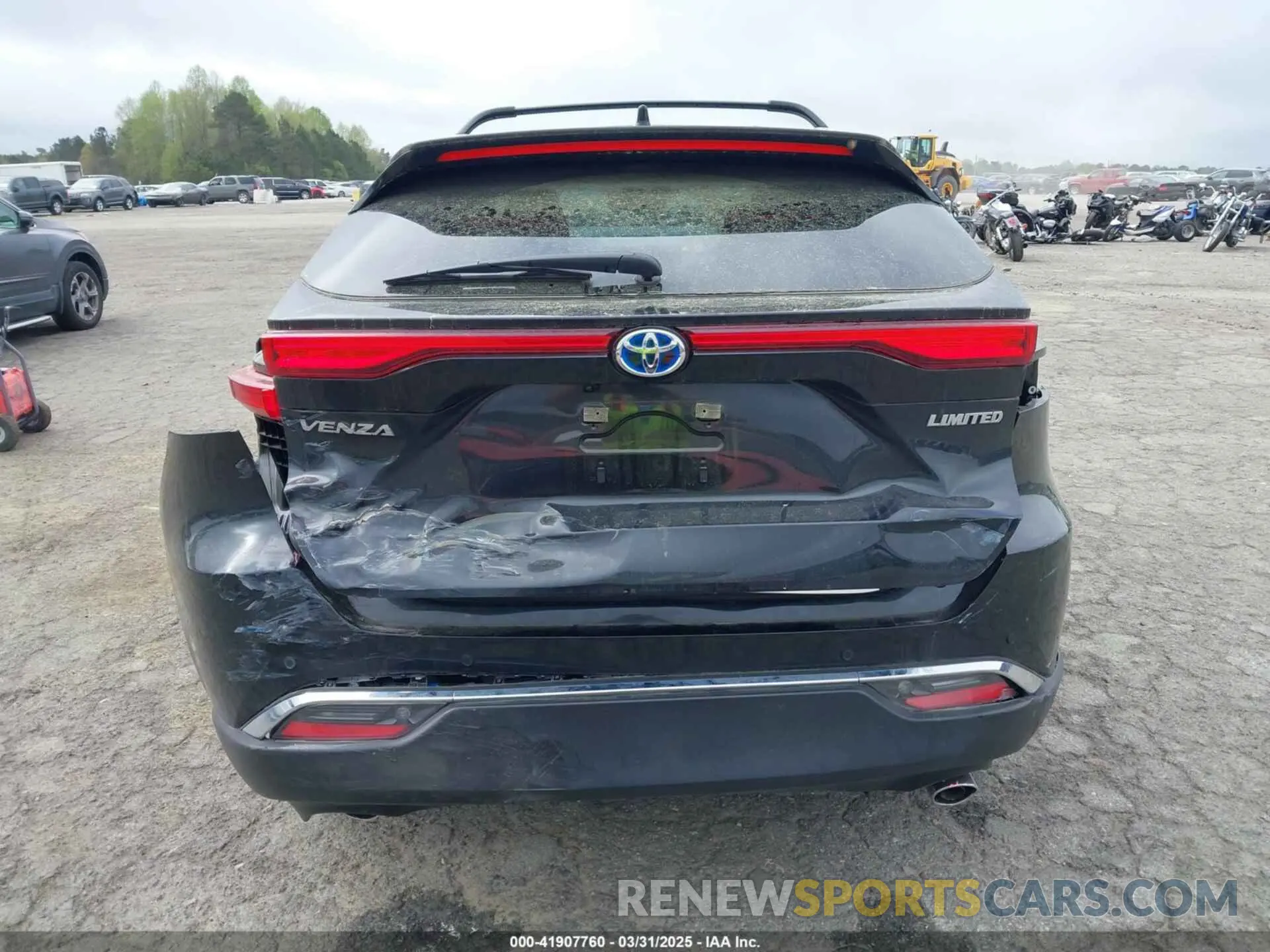 17 fotografías del automóvil dañado JTEAAAAH6PJ137925 TOYOTA VENZA 2023