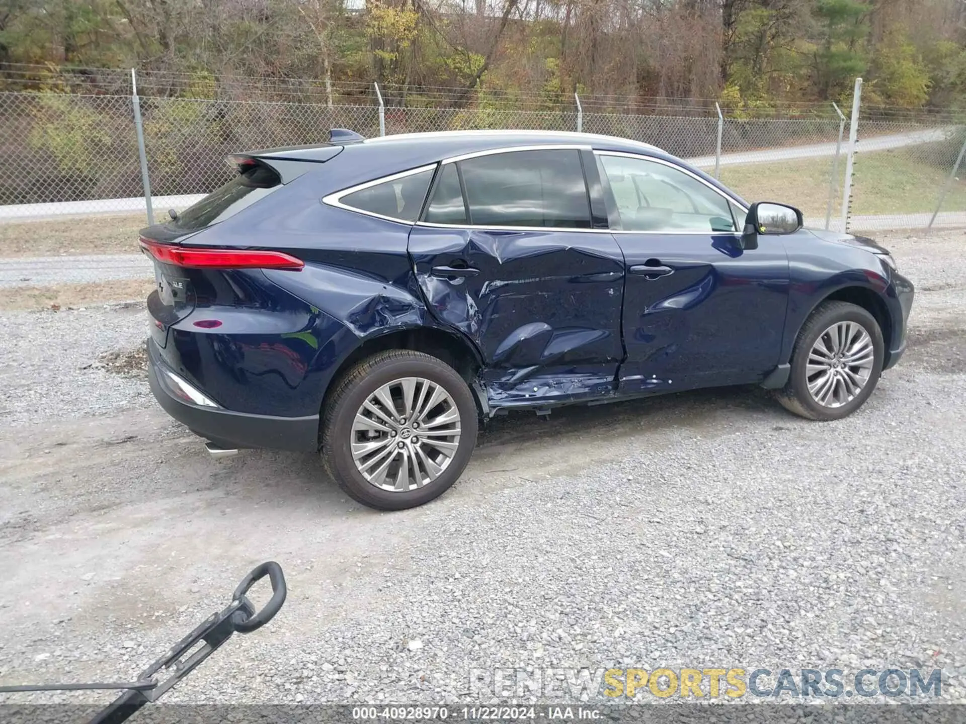4 fotografías del automóvil dañado JTEAAAAH8PJ126859 TOYOTA VENZA 2023