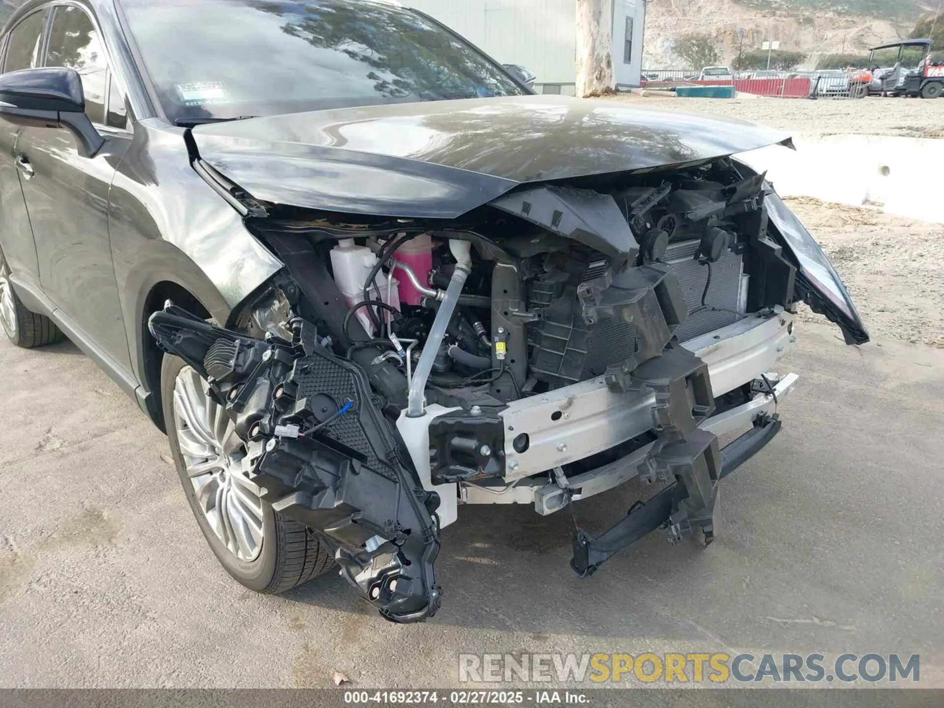 17 fotografías del automóvil dañado JTEAAAAH9PJ128913 TOYOTA VENZA 2023