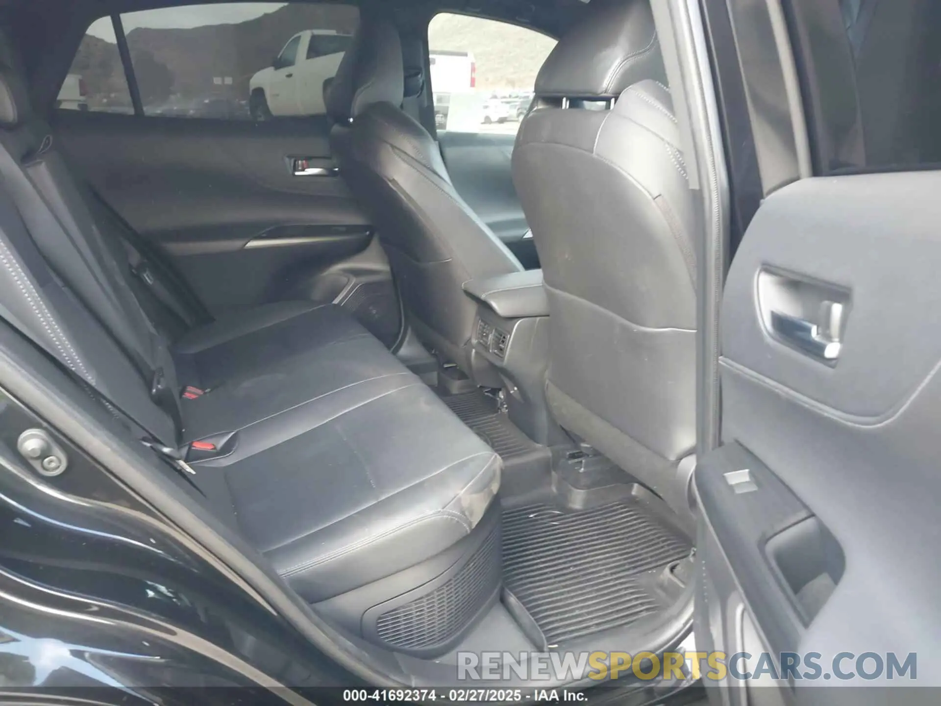 8 fotografías del automóvil dañado JTEAAAAH9PJ128913 TOYOTA VENZA 2023