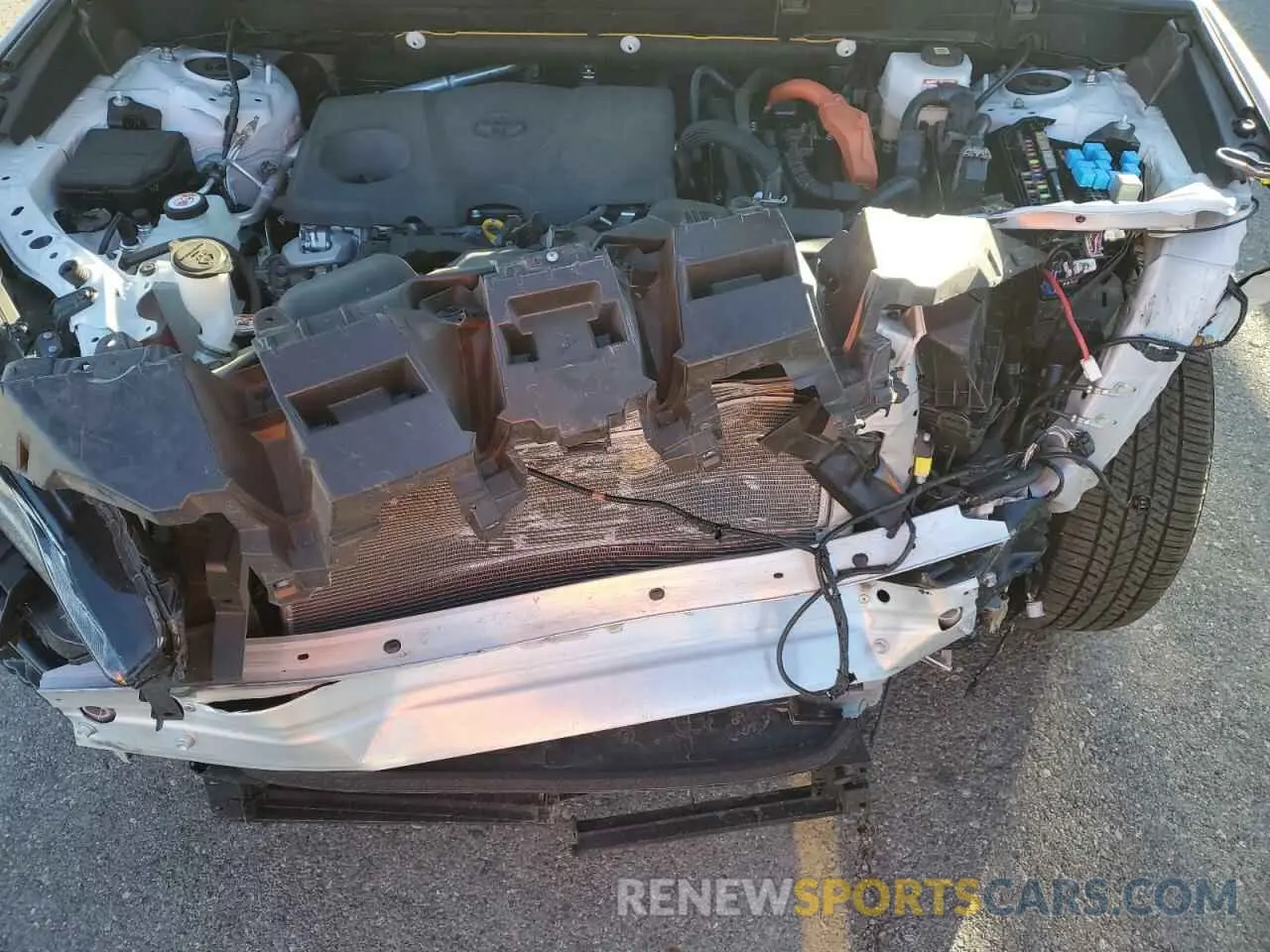 12 fotografías del automóvil dañado JTEAAAAH9PJ146456 TOYOTA VENZA 2023