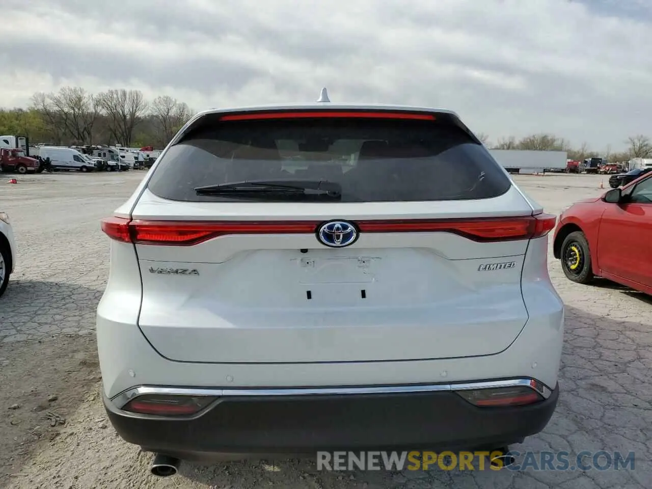 6 fotografías del automóvil dañado JTEAAAAH0RJ155257 TOYOTA VENZA 2024