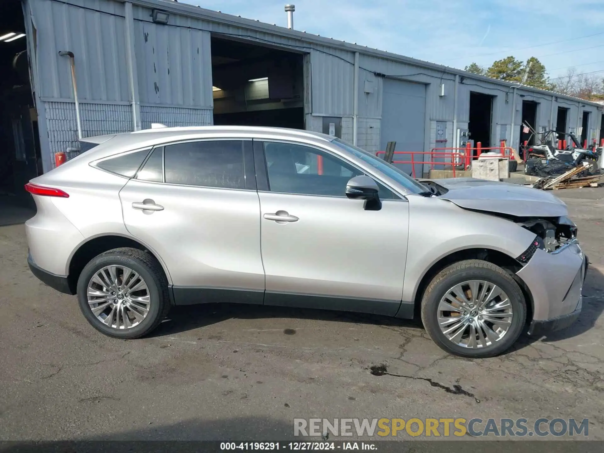 14 fotografías del automóvil dañado JTEAAAAH0RJ182300 TOYOTA VENZA 2024