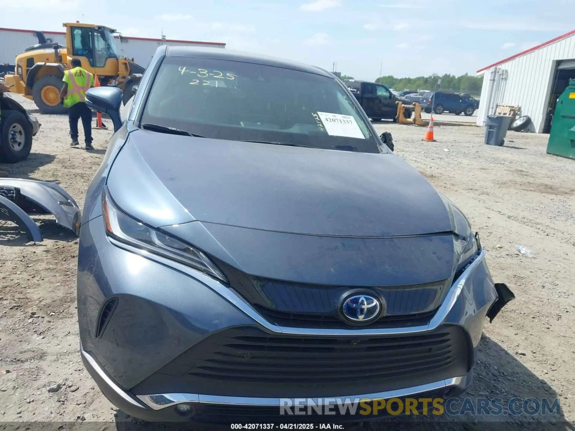 12 fotografías del automóvil dañado JTEAAAAH0RJ182376 TOYOTA VENZA 2024