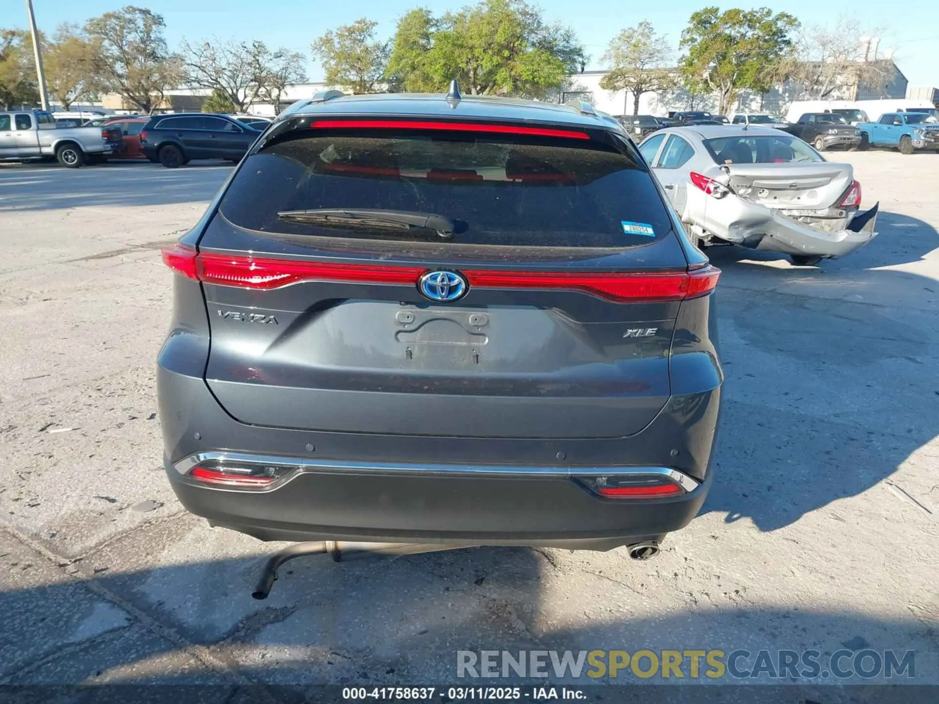 16 fotografías del automóvil dañado JTEAAAAH1RJ177932 TOYOTA VENZA 2024