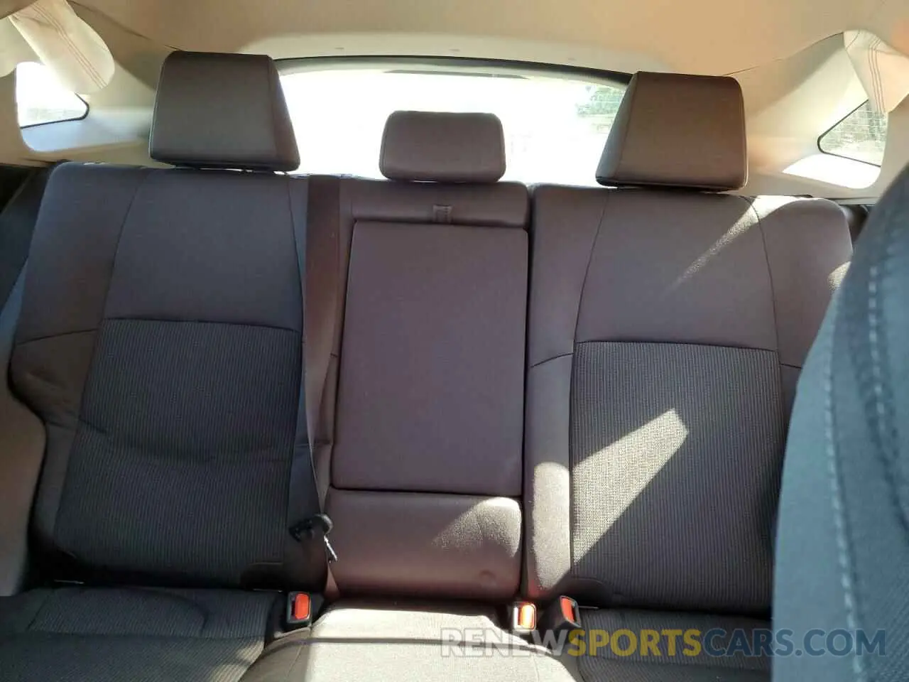 10 fotografías del automóvil dañado JTEAAAAH2RJ158211 TOYOTA VENZA 2024