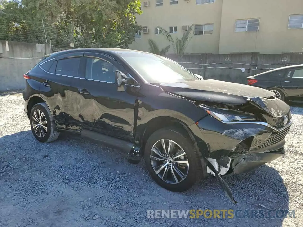 4 fotografías del automóvil dañado JTEAAAAH2RJ158211 TOYOTA VENZA 2024