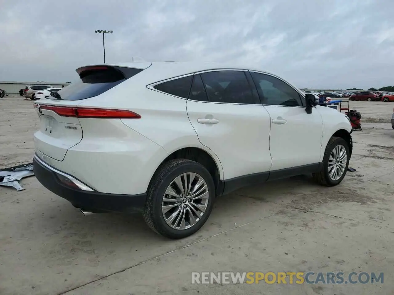 3 fotografías del automóvil dañado JTEAAAAH3RJ153213 TOYOTA VENZA 2024