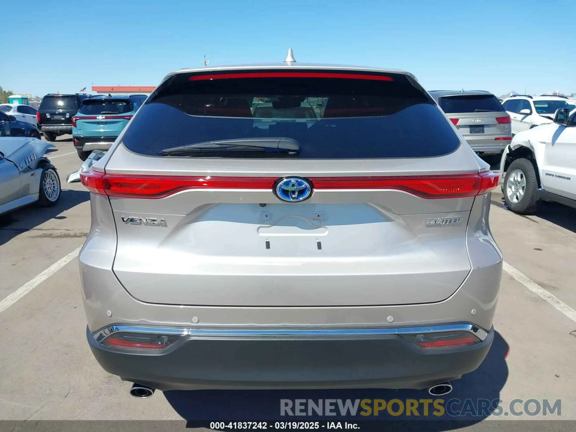 16 fotografías del automóvil dañado JTEAAAAH3RJ186695 TOYOTA VENZA 2024