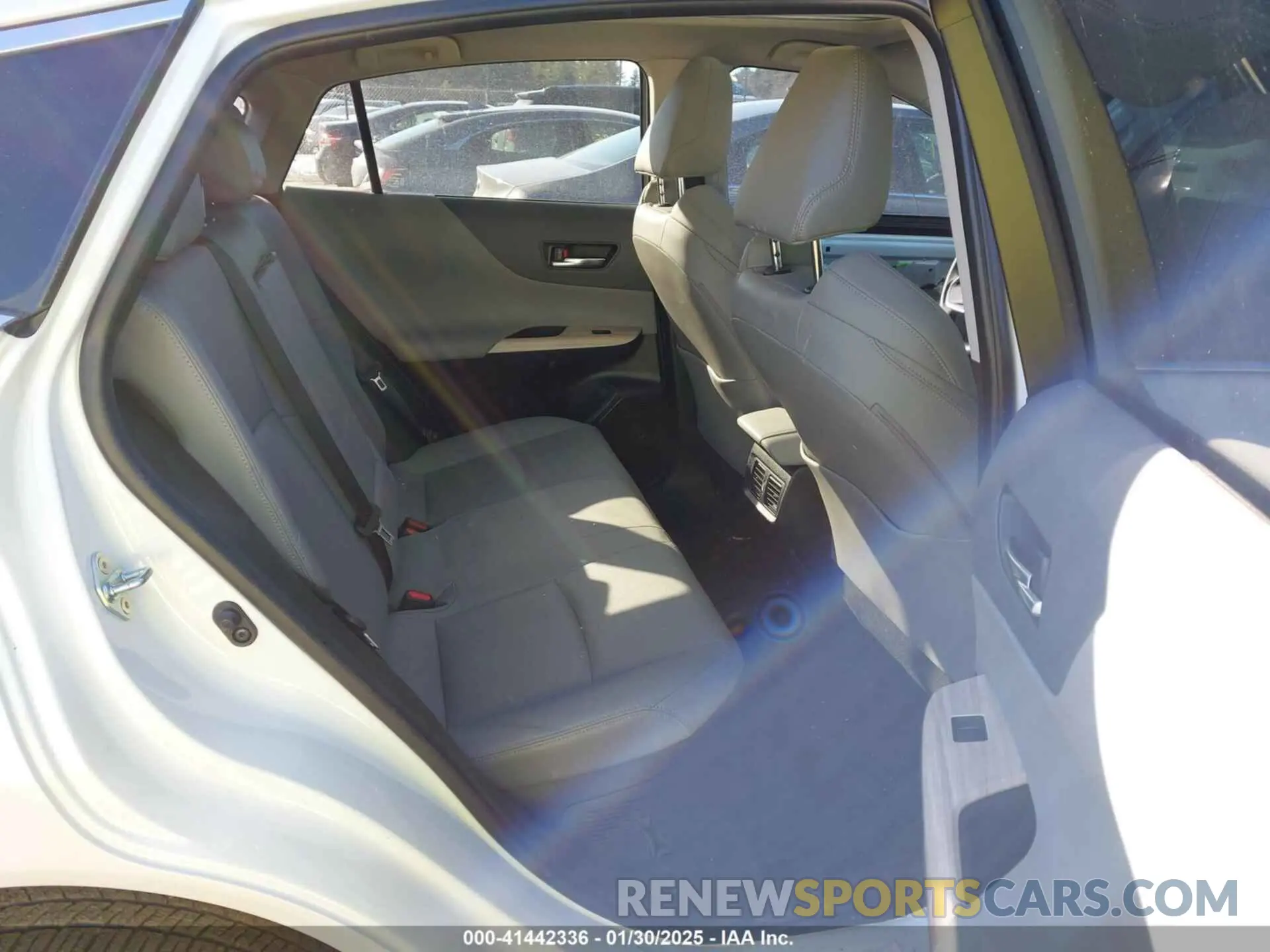 8 fotografías del automóvil dañado JTEAAAAH4RJ182414 TOYOTA VENZA 2024