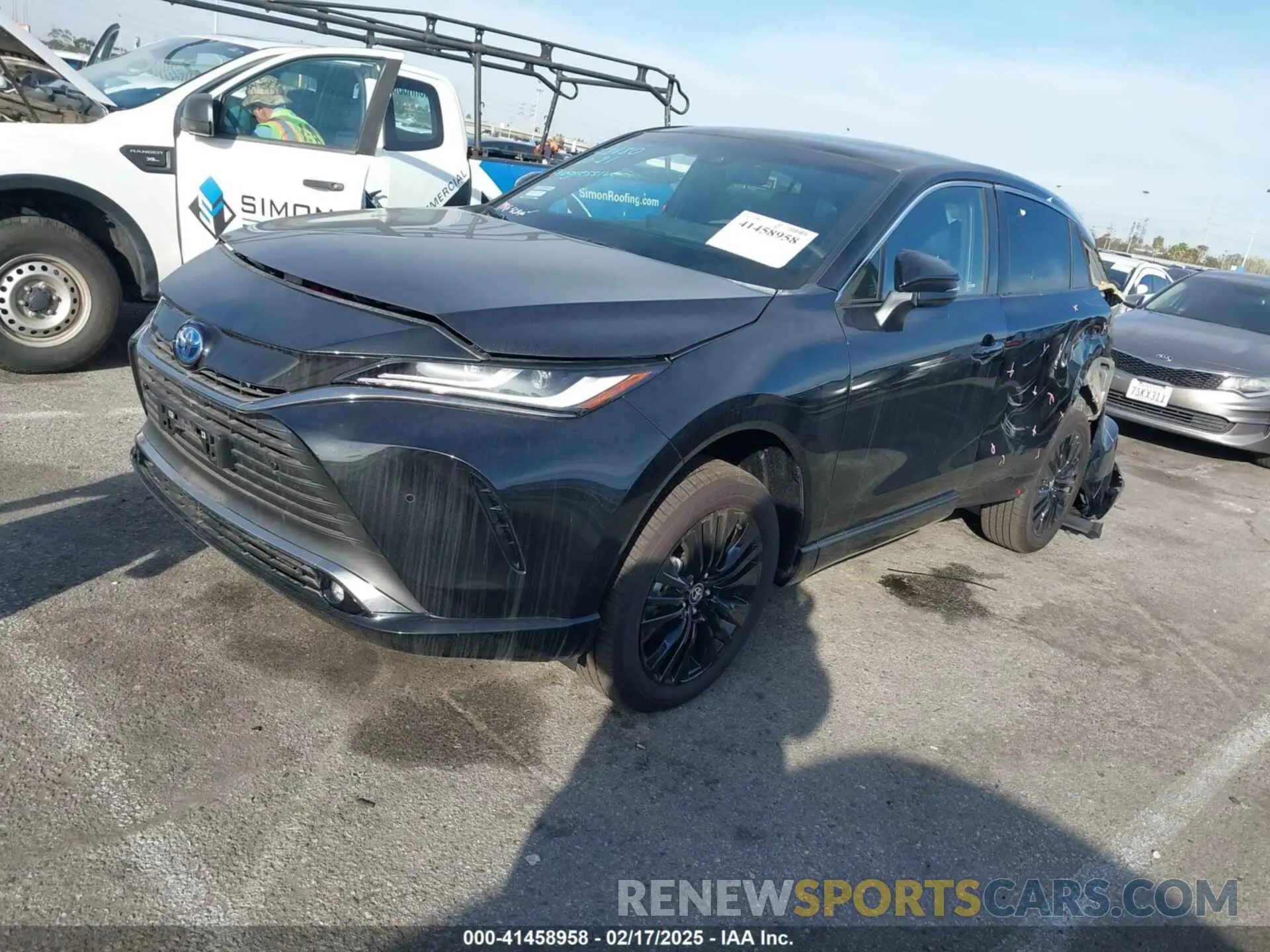 2 fotografías del automóvil dañado JTEAAAAH4RJ191582 TOYOTA VENZA 2024