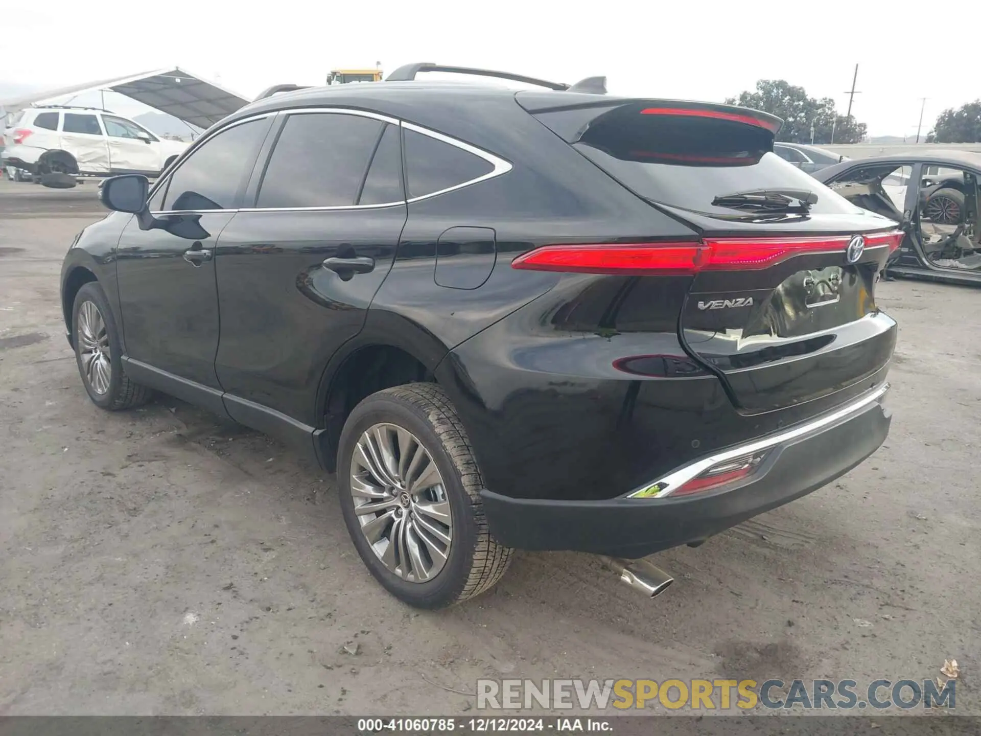 3 fotografías del automóvil dañado JTEAAAAH5RJ172801 TOYOTA VENZA 2024