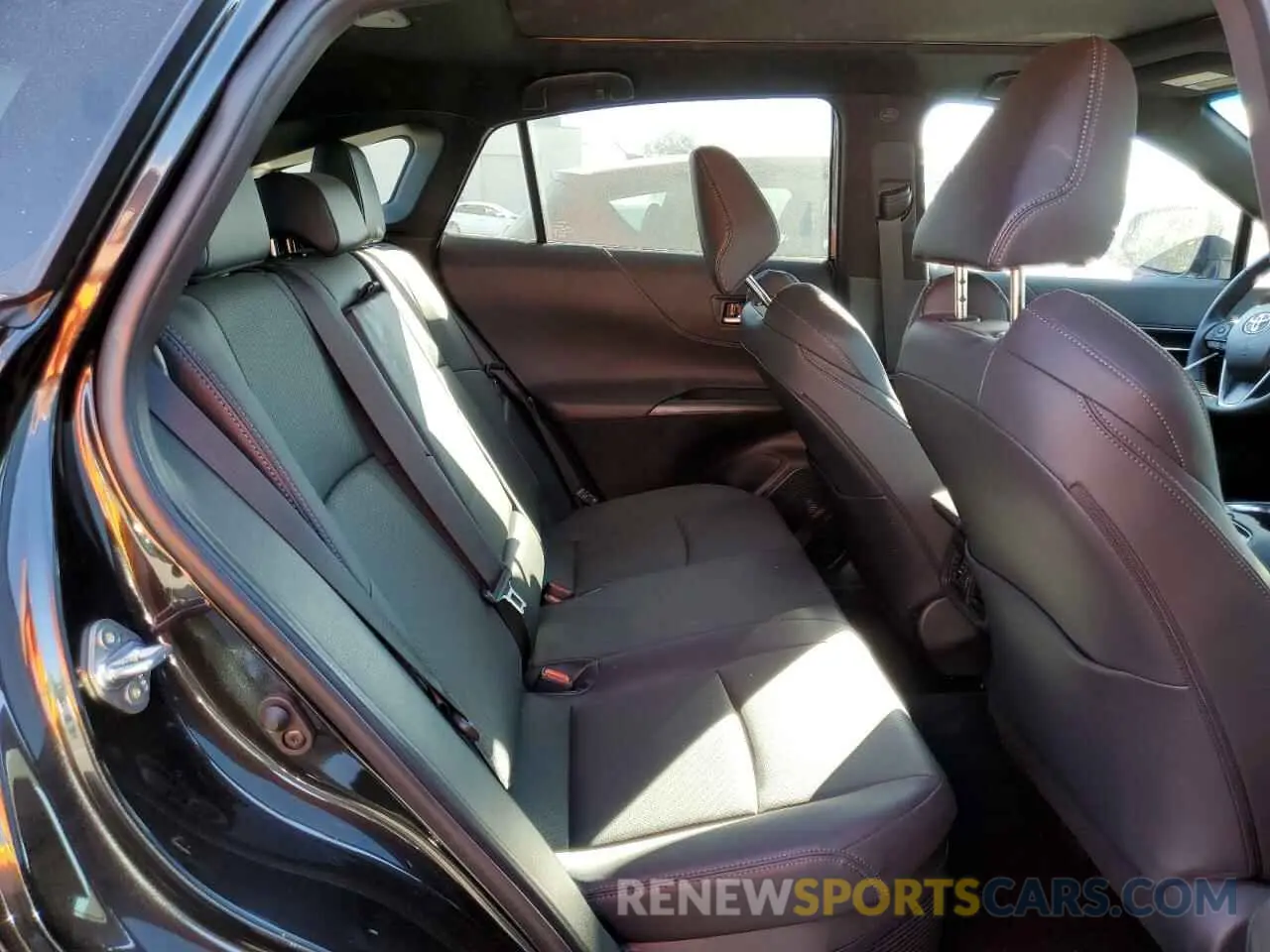11 fotografías del automóvil dañado JTEAAAAH5RJ177965 TOYOTA VENZA 2024