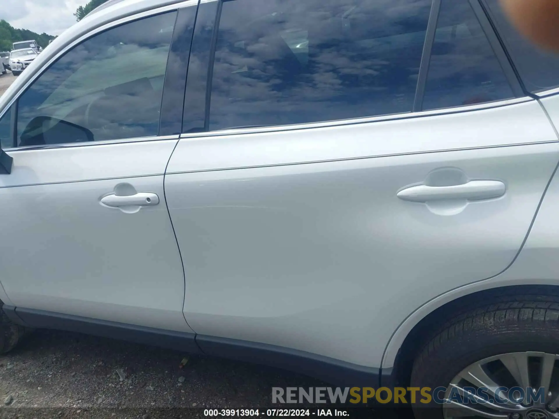 14 fotografías del automóvil dañado JTEAAAAH6RJ165517 TOYOTA VENZA 2024