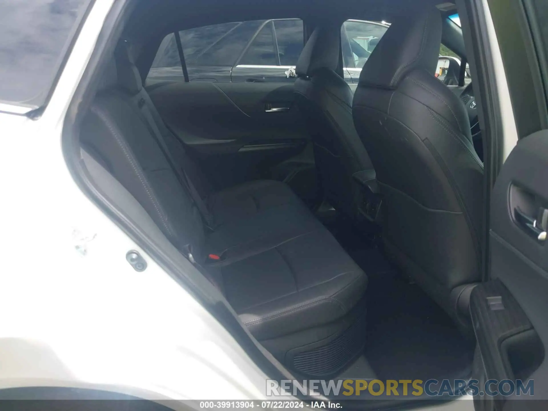 8 fotografías del automóvil dañado JTEAAAAH6RJ165517 TOYOTA VENZA 2024