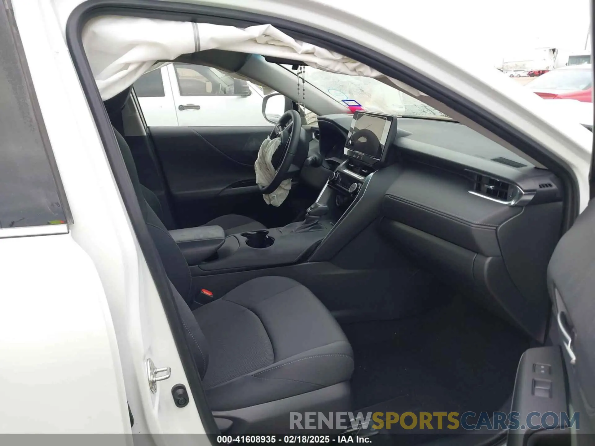 5 fotografías del automóvil dañado JTEAAAAH6RJ165999 TOYOTA VENZA 2024