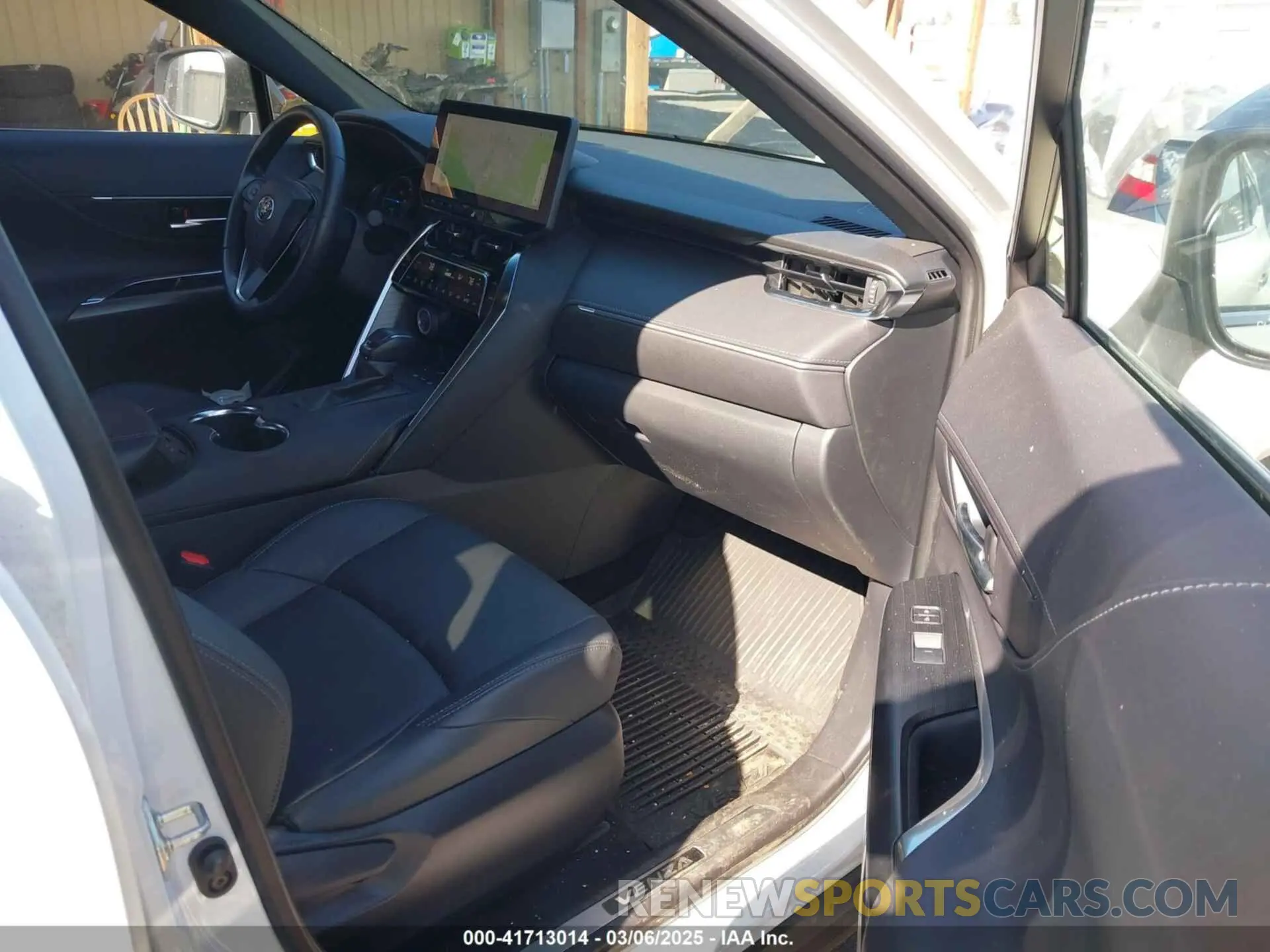 5 fotografías del automóvil dañado JTEAAAAH6RJ168269 TOYOTA VENZA 2024