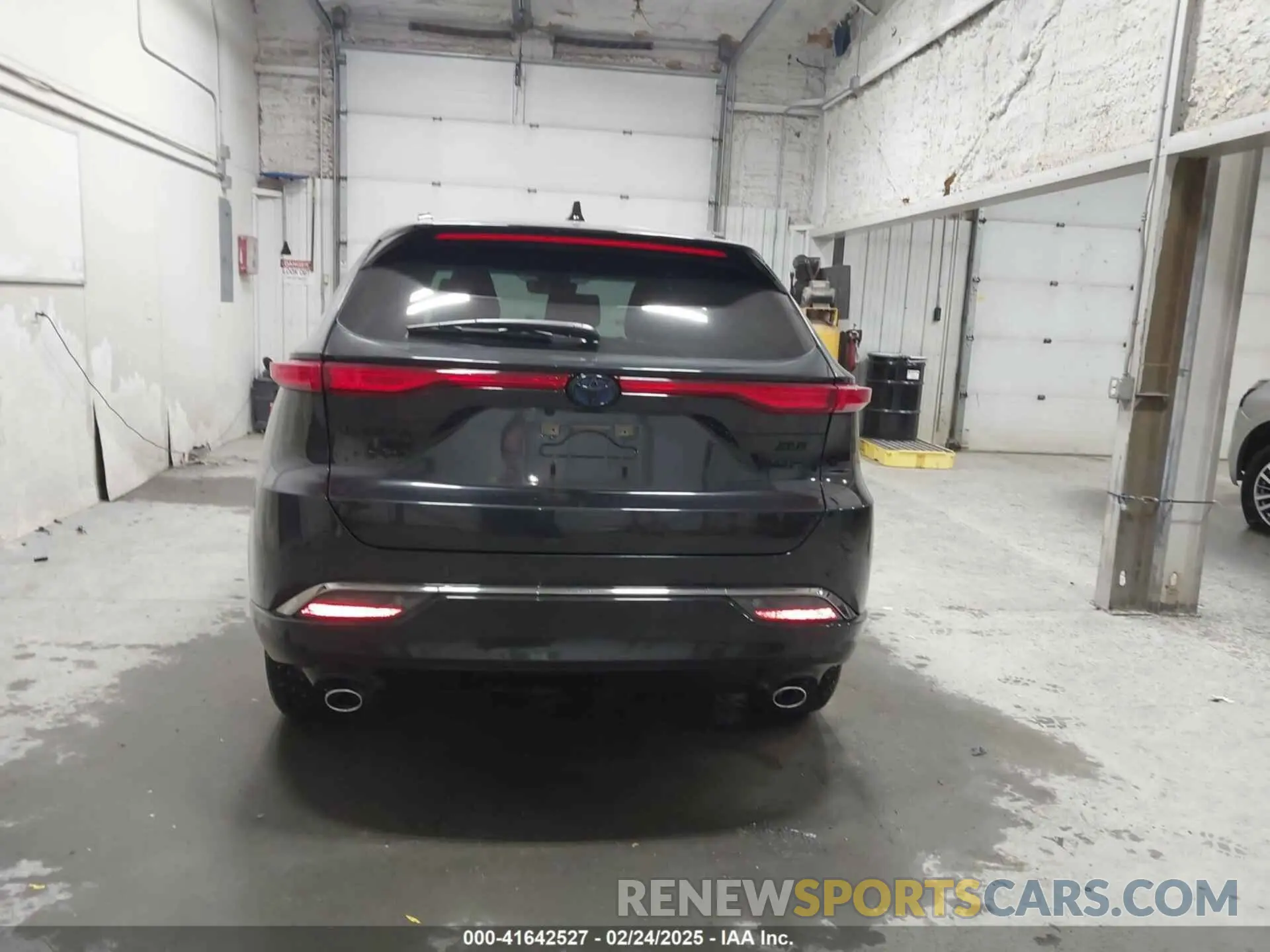 16 fotografías del automóvil dañado JTEAAAAH6RJ181779 TOYOTA VENZA 2024