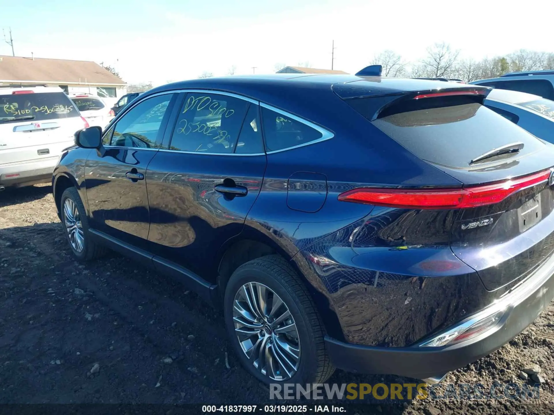 13 fotografías del automóvil dañado JTEAAAAH7RJ167101 TOYOTA VENZA 2024