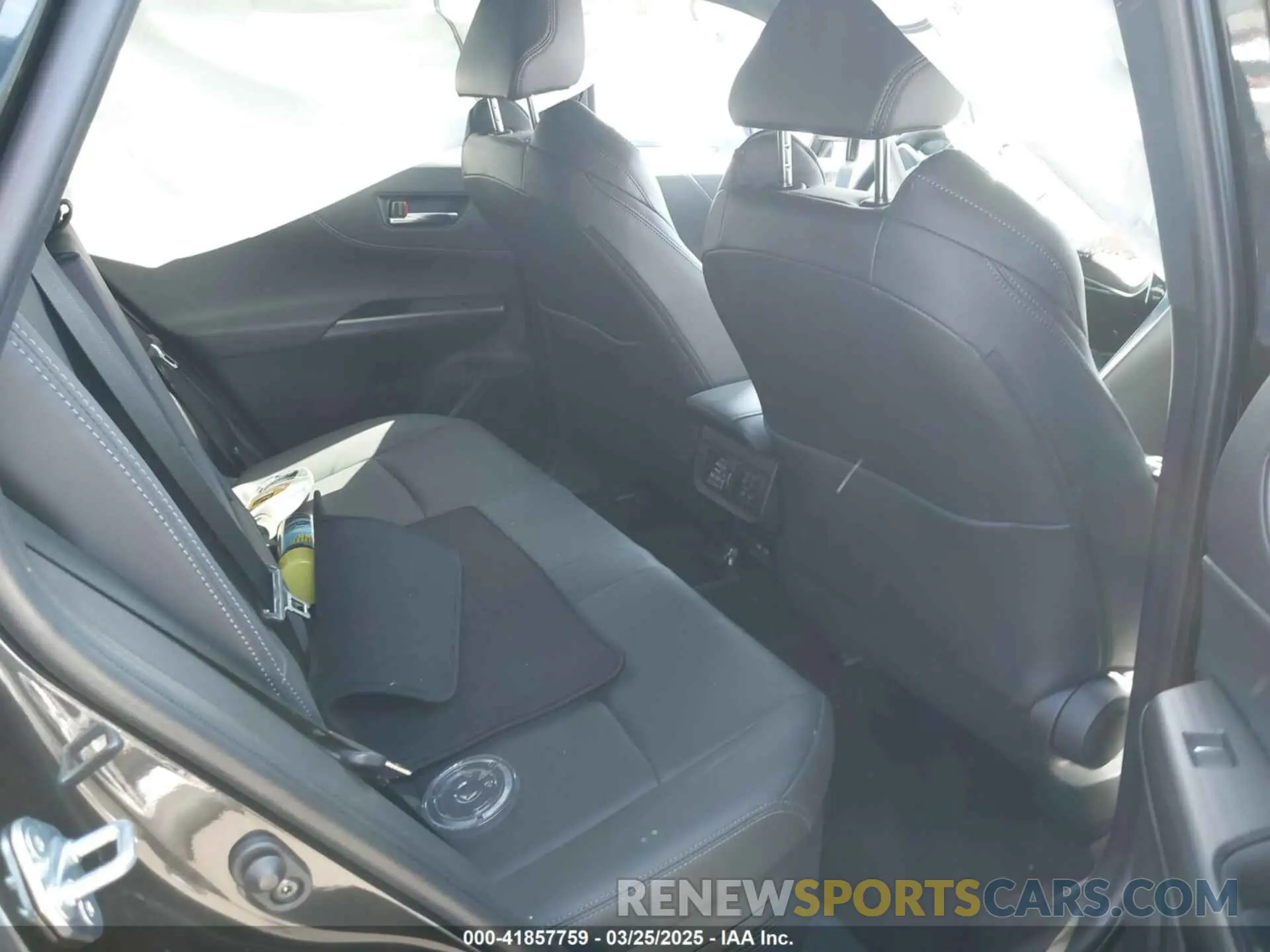 8 fotografías del automóvil dañado JTEAAAAH7RJ175408 TOYOTA VENZA 2024