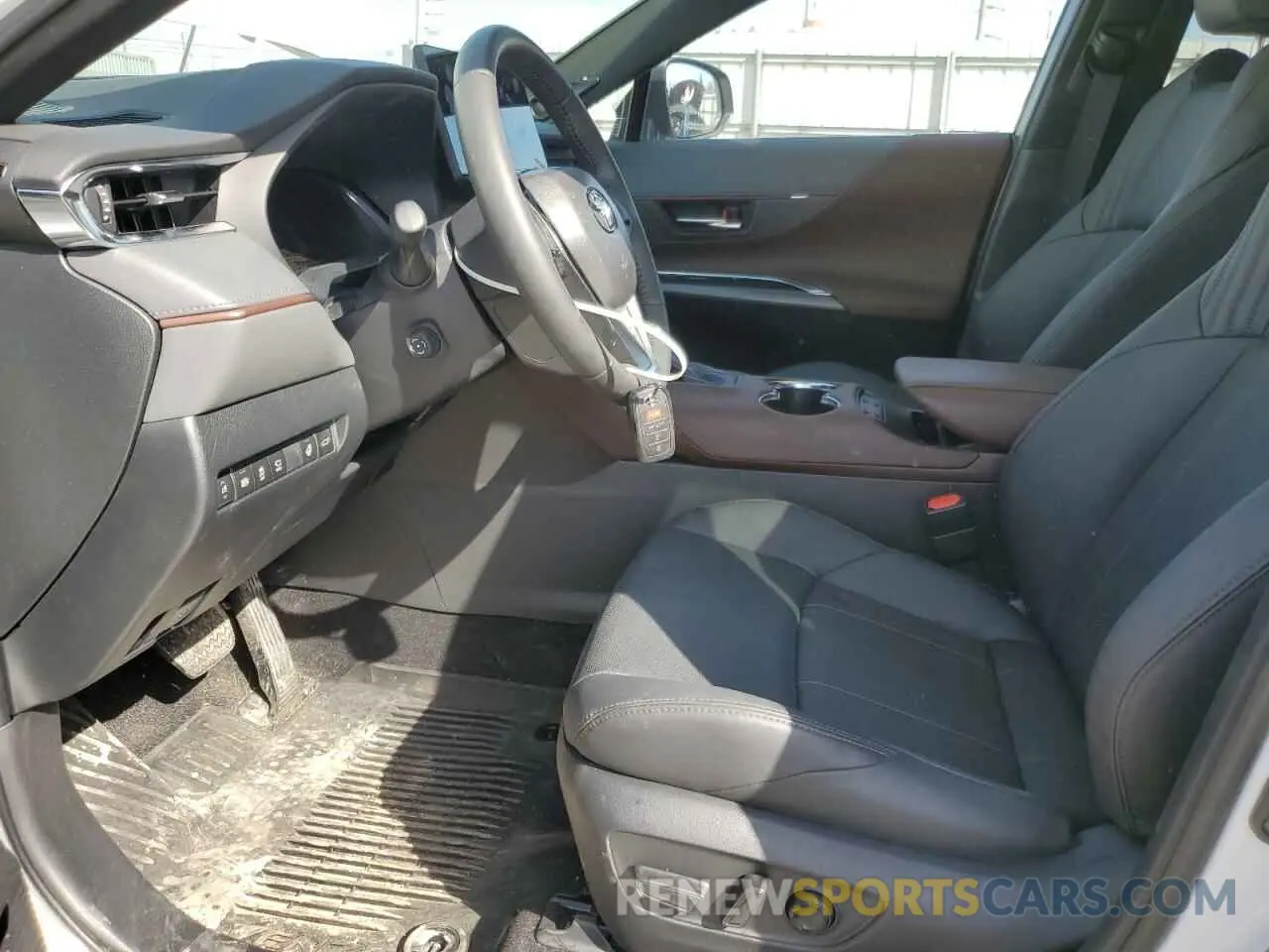 7 fotografías del automóvil dañado JTEAAAAH9RJ176706 TOYOTA VENZA 2024