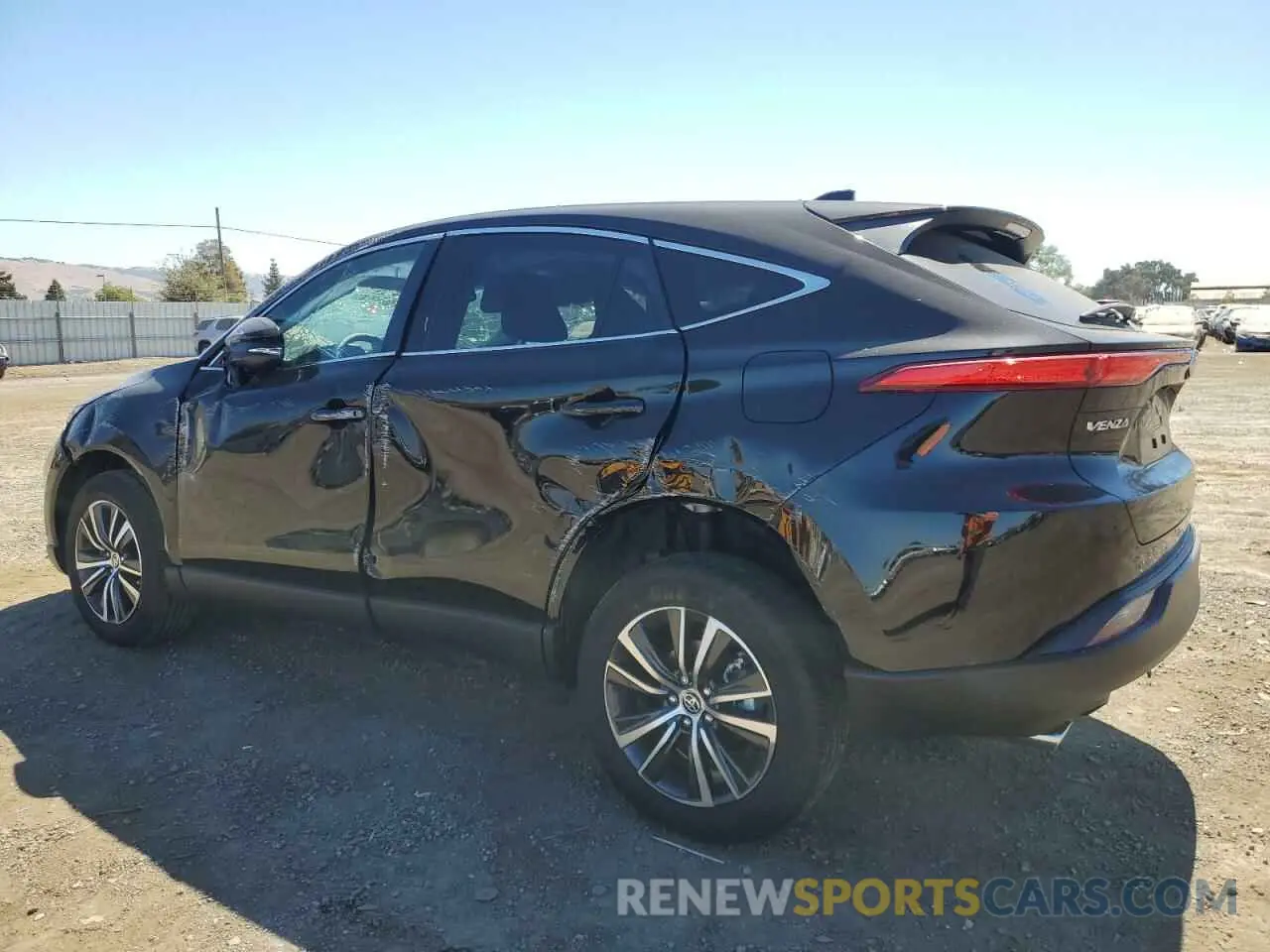 2 fotografías del automóvil dañado JTEAAAAH9RJ180416 TOYOTA VENZA 2024
