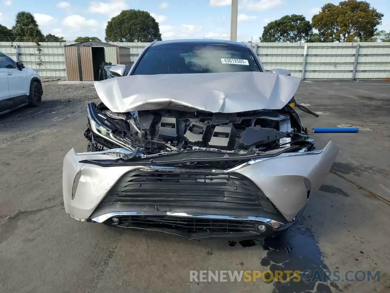 5 fotografías del automóvil dañado JTEAAAAH9RJ187012 TOYOTA VENZA 2024
