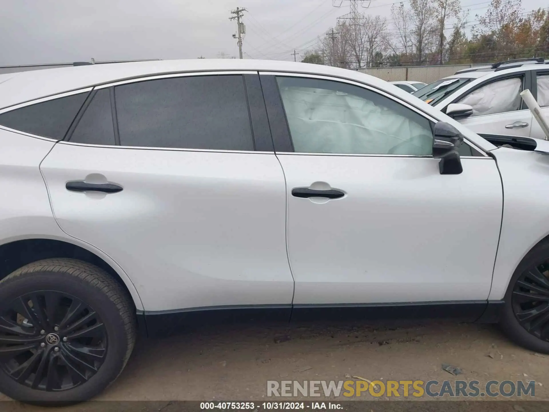 13 fotografías del automóvil dañado JTEAAAAHXRJ167853 TOYOTA VENZA 2024