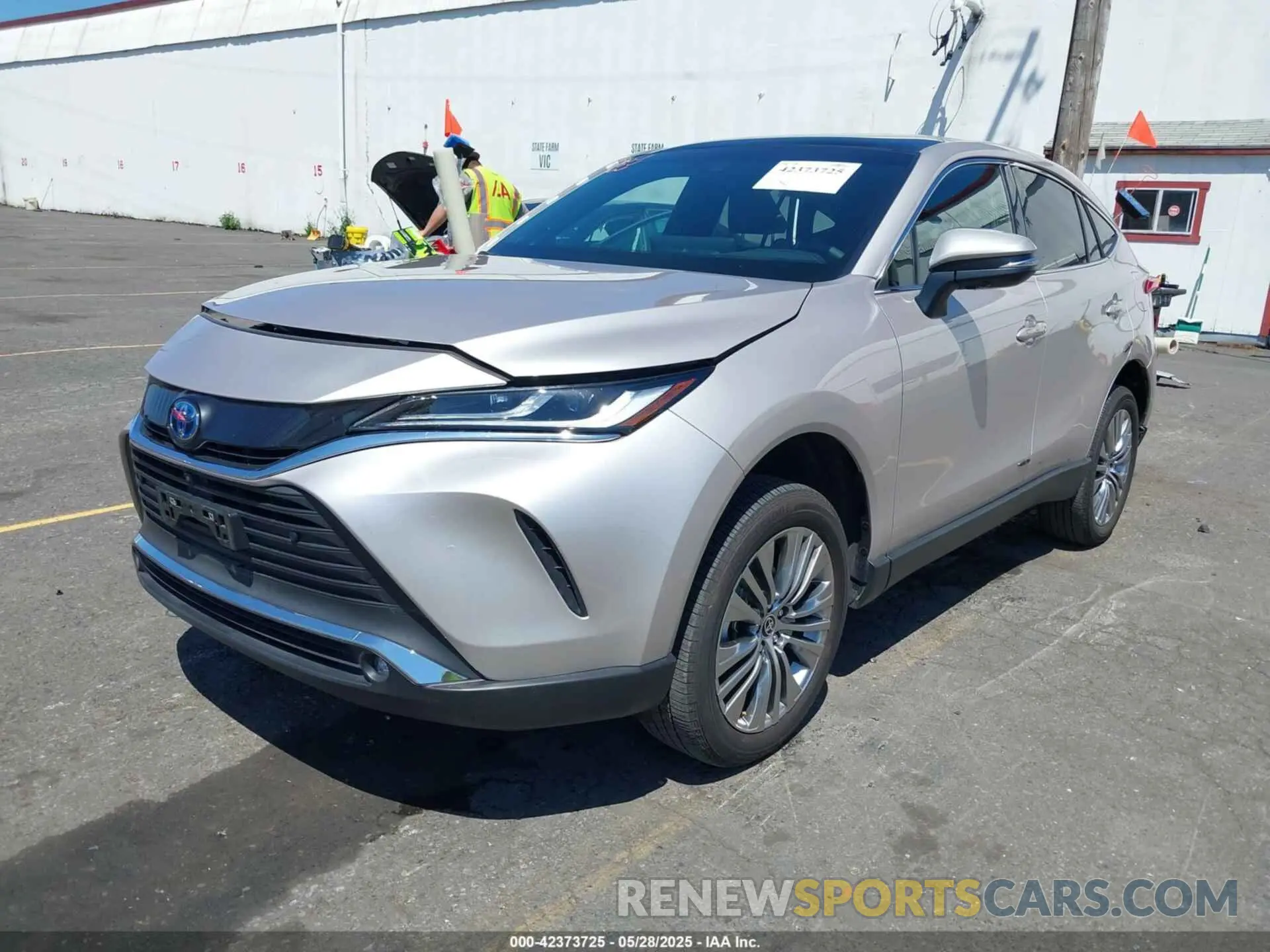 2 fotografías del automóvil dañado JTEAAAAHXRJ170851 TOYOTA VENZA 2024