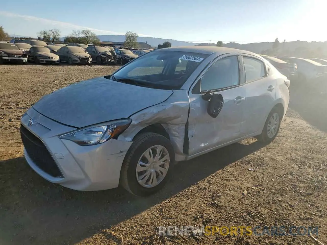 1 fotografías del automóvil dañado 3MYDLBYV0KY508077 TOYOTA YARIS 2019