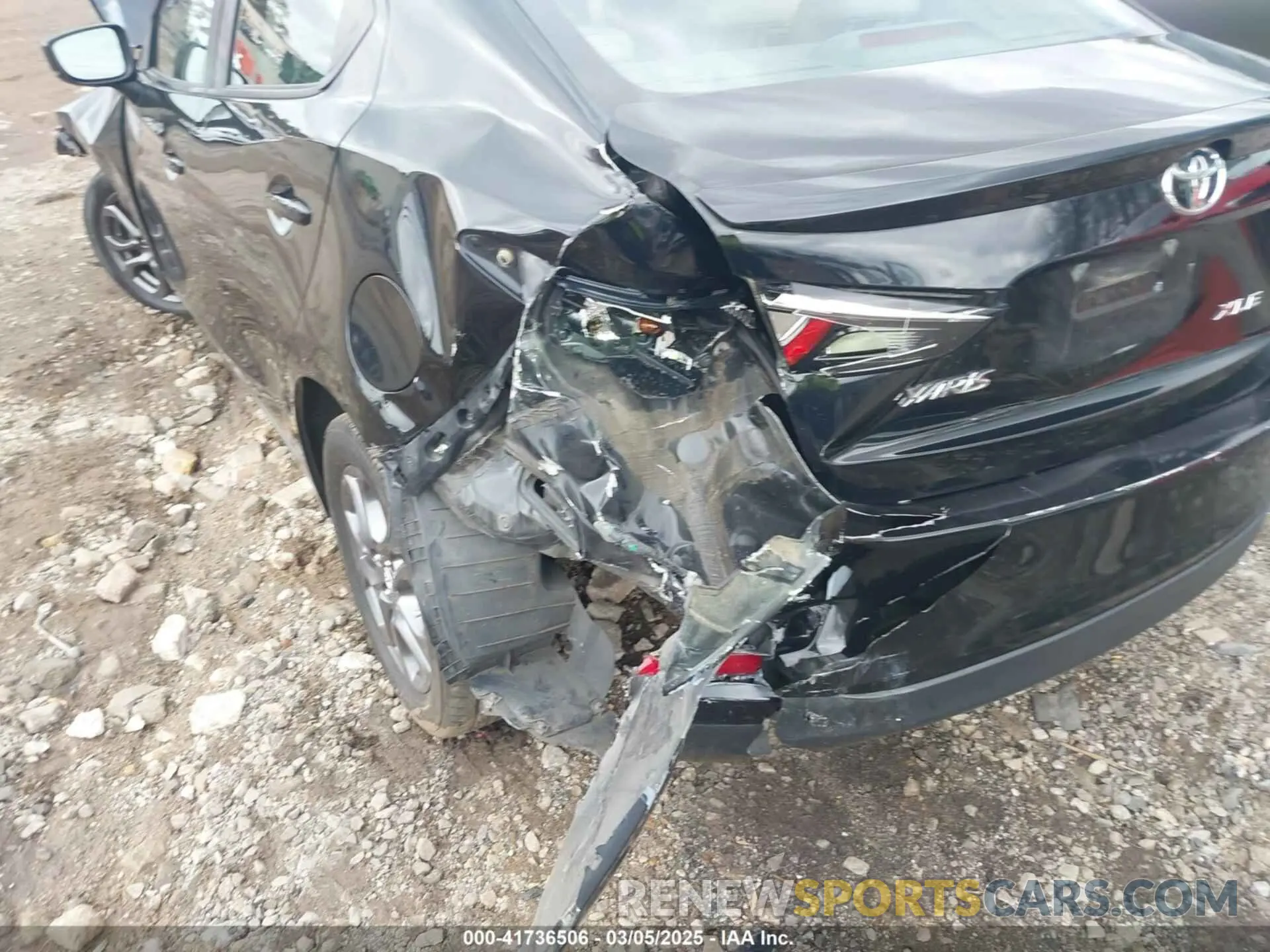 17 fotografías del automóvil dañado 3MYDLBYV0KY510167 TOYOTA YARIS 2019