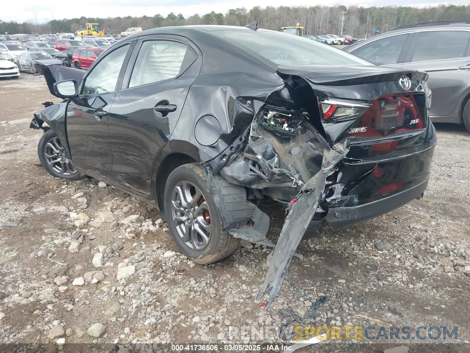 3 fotografías del automóvil dañado 3MYDLBYV0KY510167 TOYOTA YARIS 2019