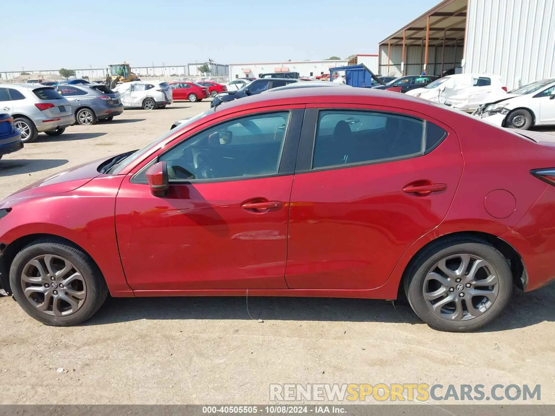 15 fotografías del automóvil dañado 3MYDLBYV0KY525073 TOYOTA YARIS 2019