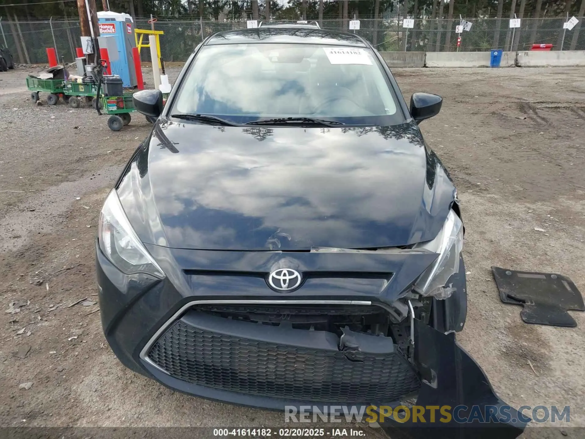 11 fotografías del automóvil dañado 3MYDLBYV1KY507813 TOYOTA YARIS 2019