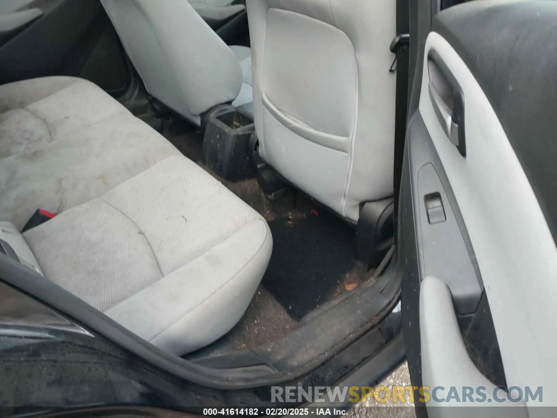 8 fotografías del automóvil dañado 3MYDLBYV1KY507813 TOYOTA YARIS 2019