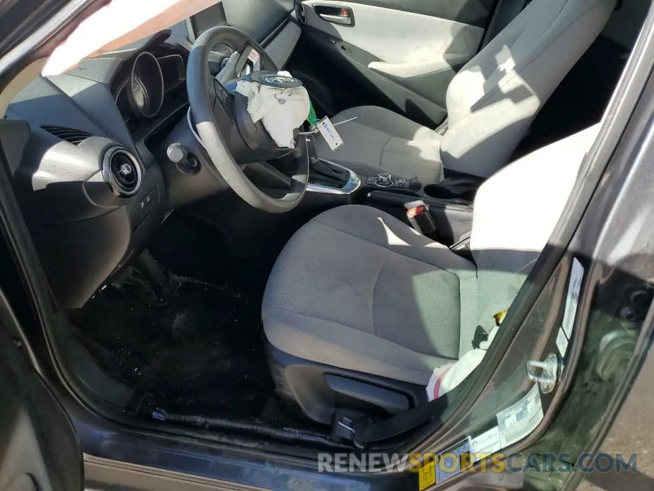 7 fotografías del automóvil dañado 3MYDLBYV1KY518388 TOYOTA YARIS 2019