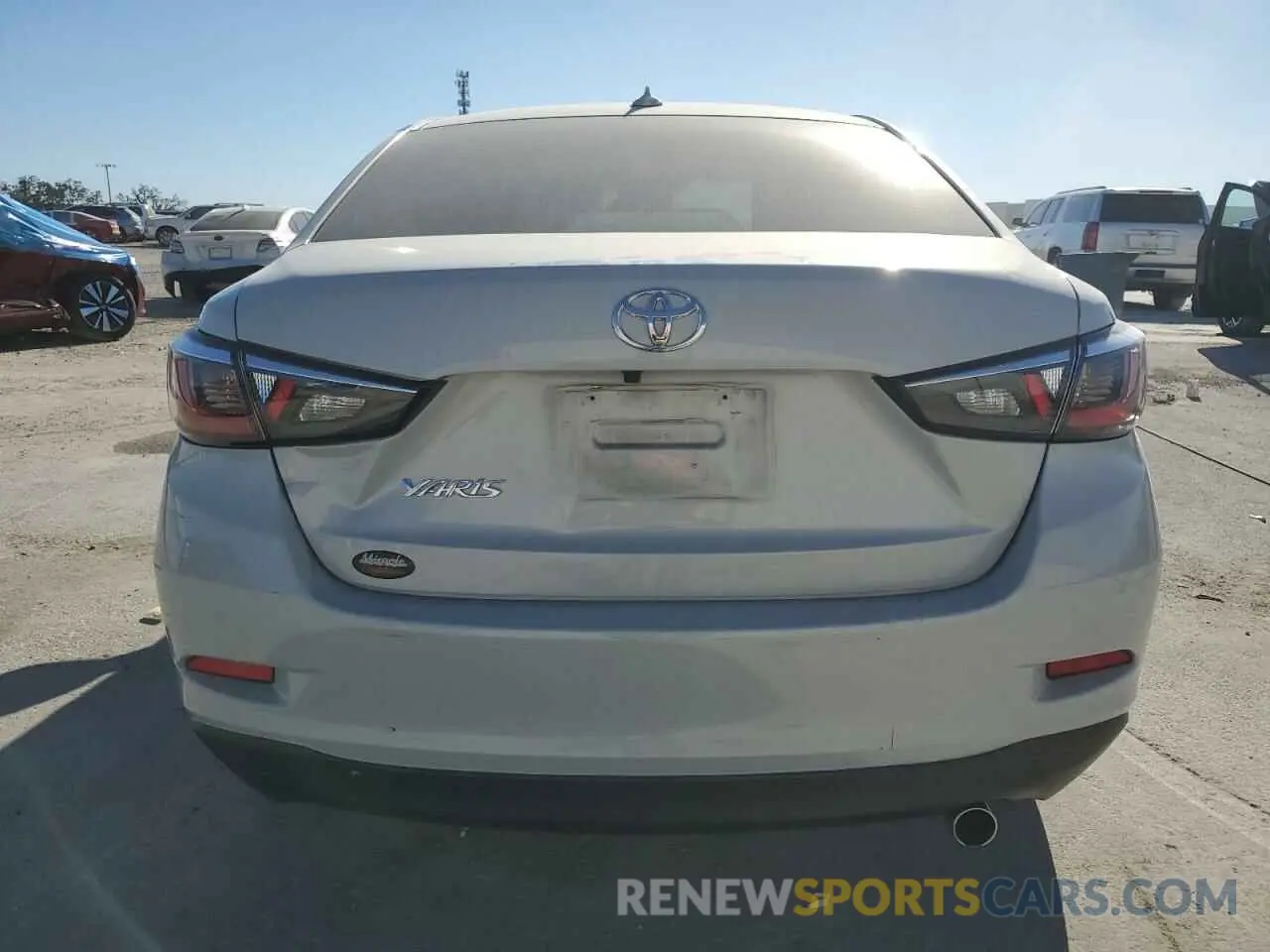 6 fotografías del automóvil dañado 3MYDLBYV1KY518682 TOYOTA YARIS 2019