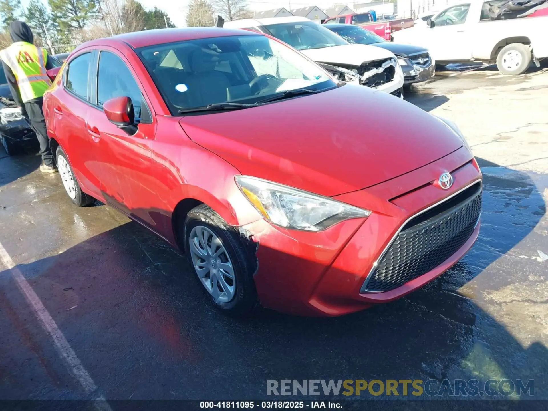 1 fotografías del automóvil dañado 3MYDLBYV1KY526975 TOYOTA YARIS 2019