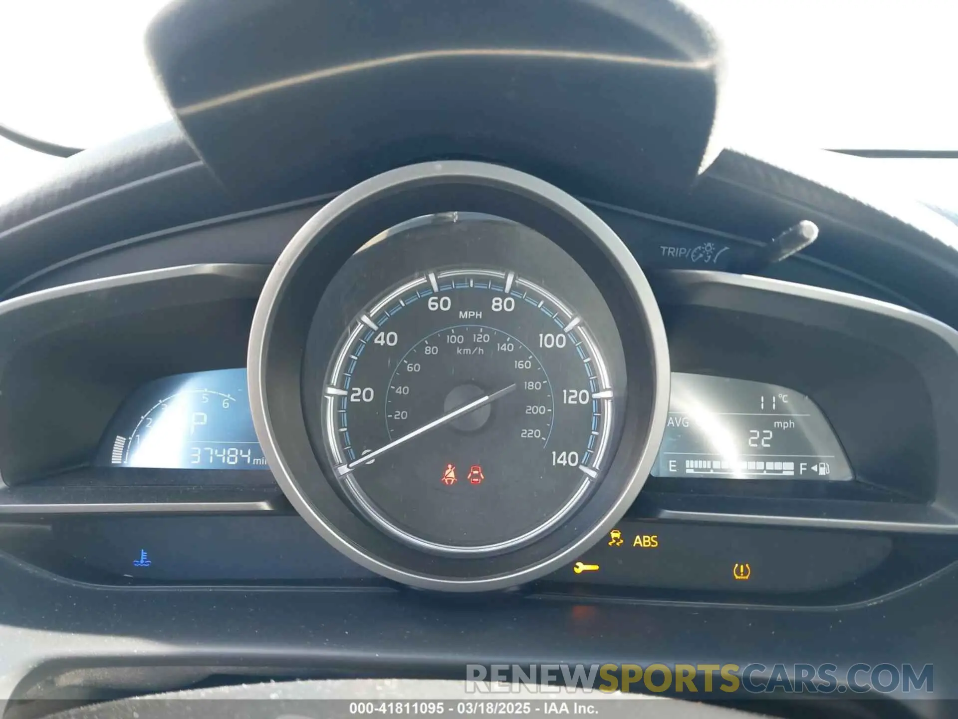 7 fotografías del automóvil dañado 3MYDLBYV1KY526975 TOYOTA YARIS 2019