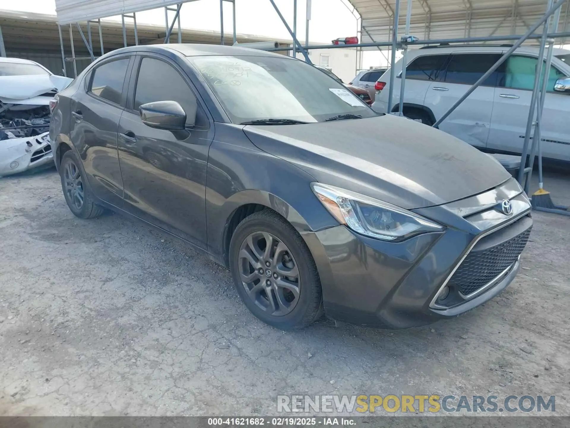 1 fotografías del automóvil dañado 3MYDLBYV2KY507304 TOYOTA YARIS 2019