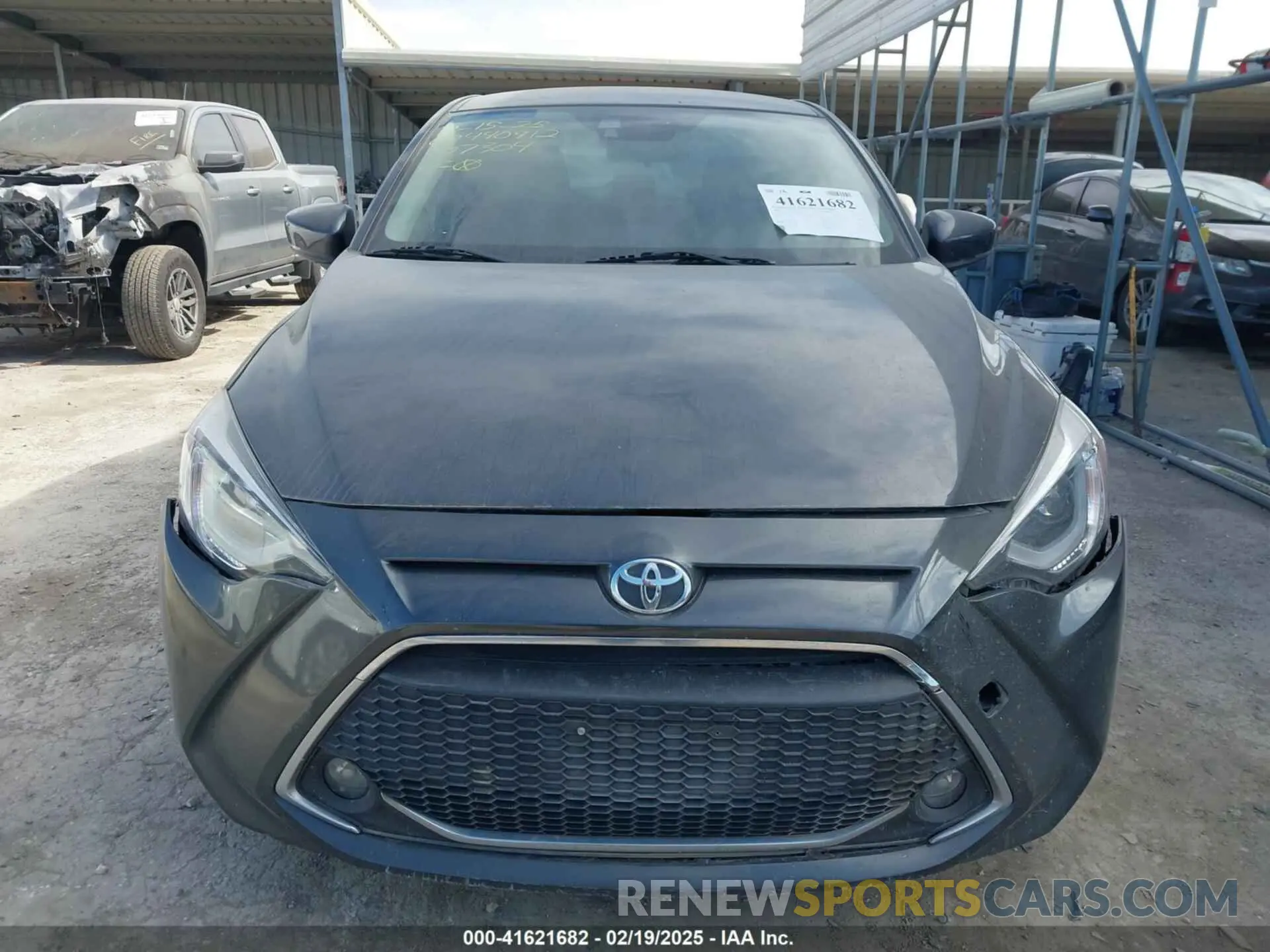 11 fotografías del automóvil dañado 3MYDLBYV2KY507304 TOYOTA YARIS 2019