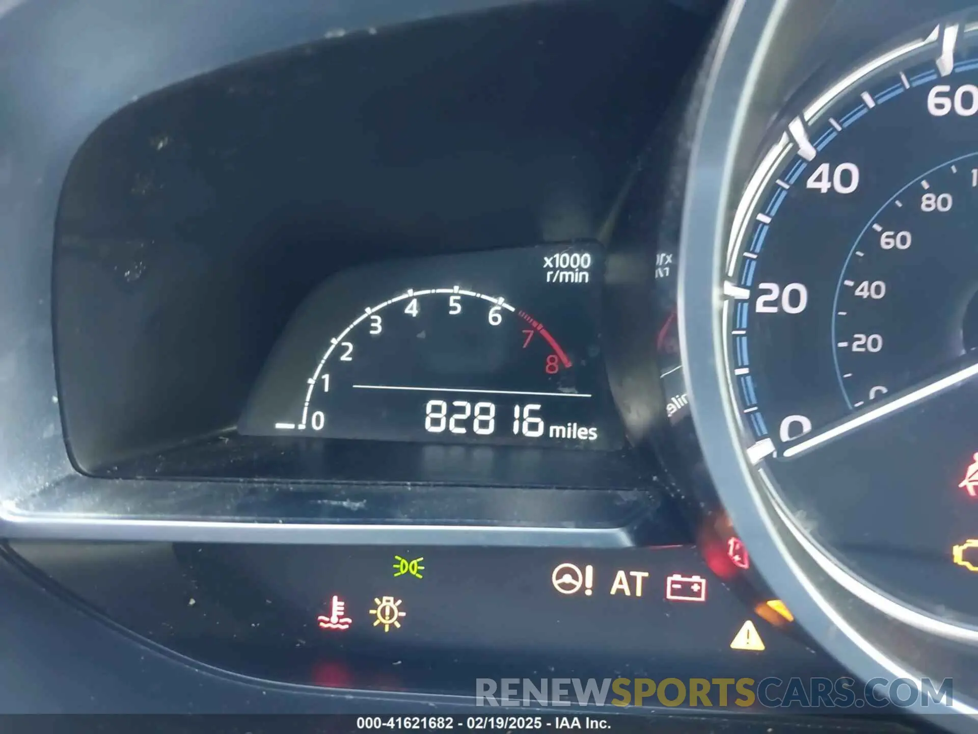 14 fotografías del automóvil dañado 3MYDLBYV2KY507304 TOYOTA YARIS 2019