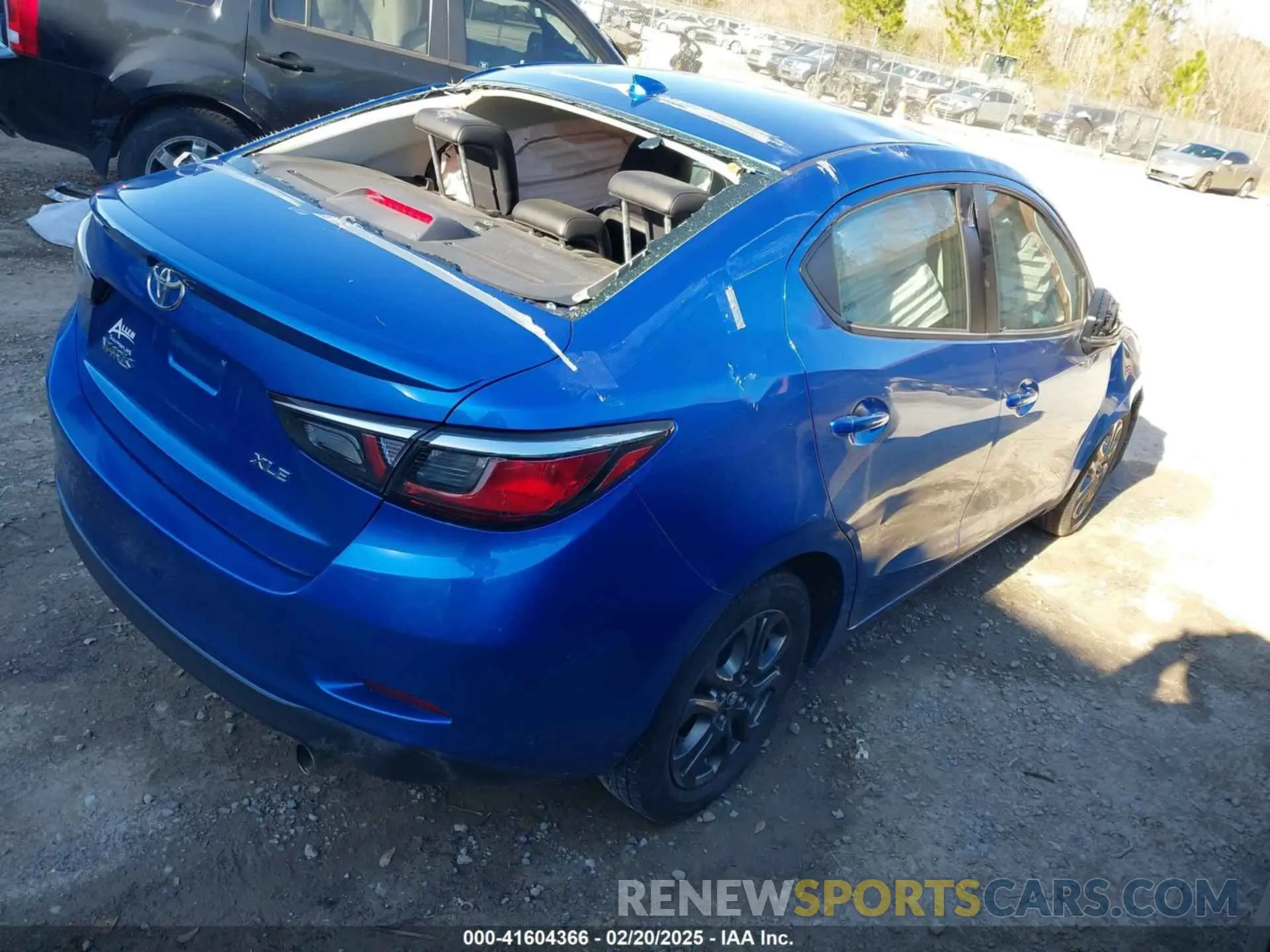 4 fotografías del automóvil dañado 3MYDLBYV2KY509439 TOYOTA YARIS 2019