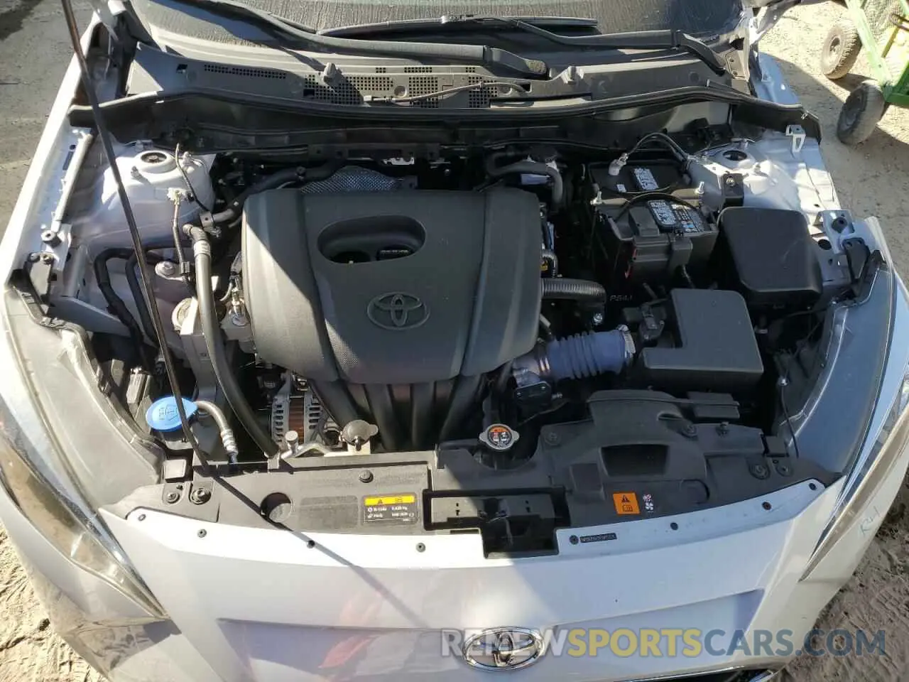 7 fotografías del automóvil dañado 3MYDLBYV2KY516228 TOYOTA YARIS 2019