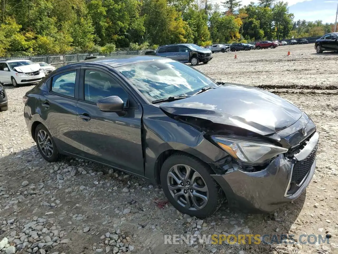 4 fotografías del automóvil dañado 3MYDLBYV2KY519663 TOYOTA YARIS 2019