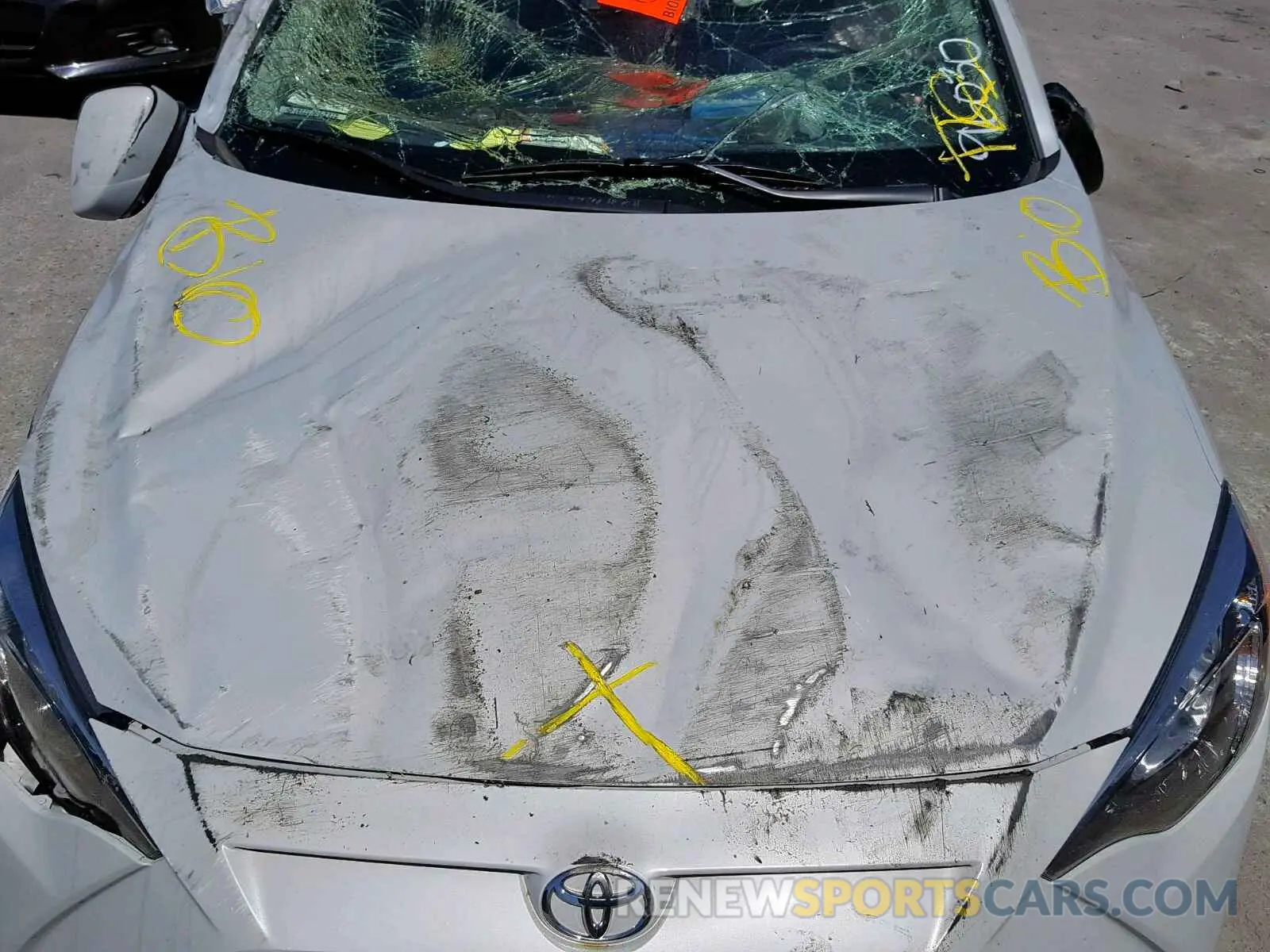 7 fotografías del automóvil dañado 3MYDLBYV2KY522305 TOYOTA YARIS 2019
