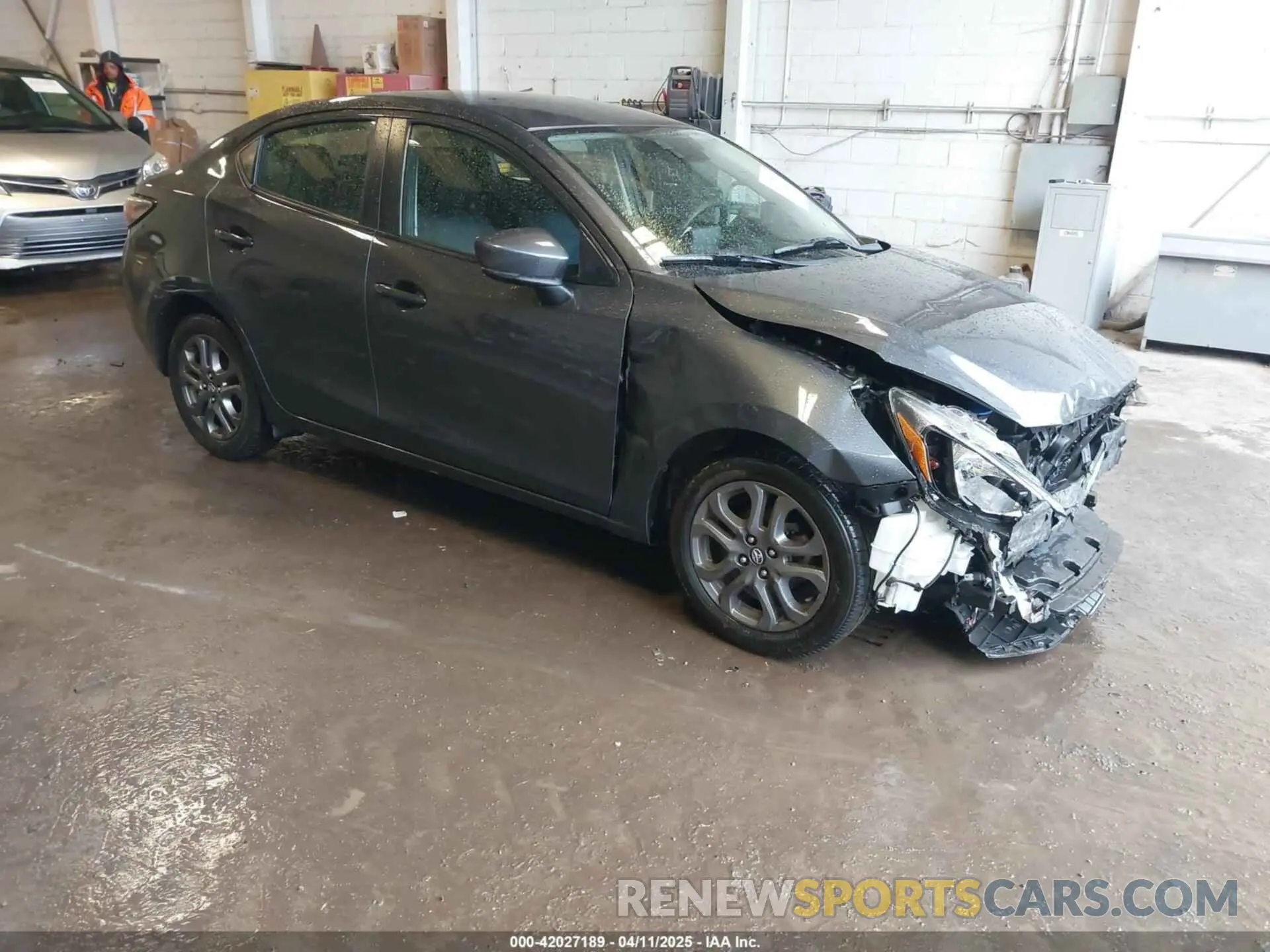 1 fotografías del automóvil dañado 3MYDLBYV3KY508686 TOYOTA YARIS 2019