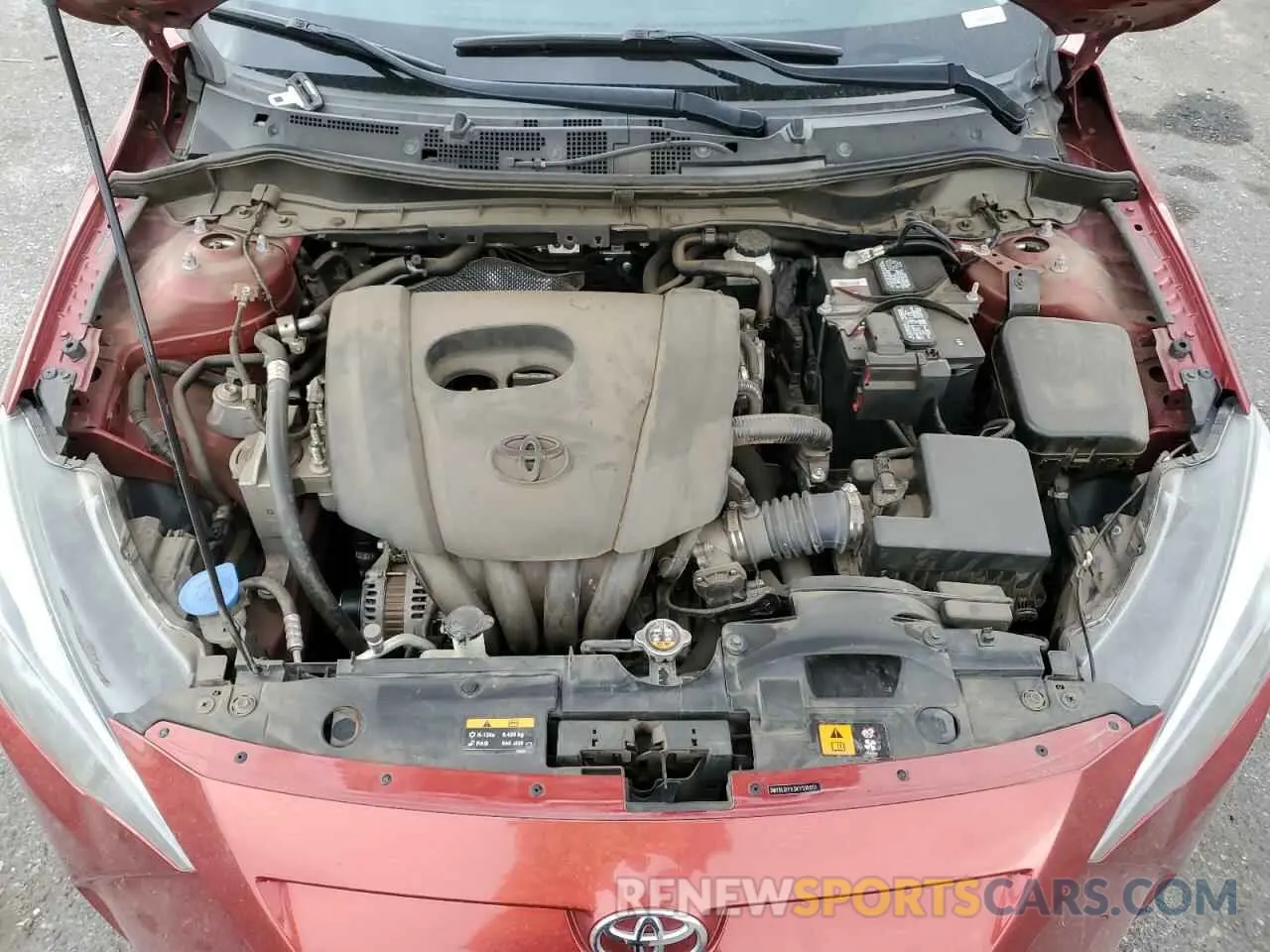 11 fotografías del automóvil dañado 3MYDLBYV3KY510051 TOYOTA YARIS 2019