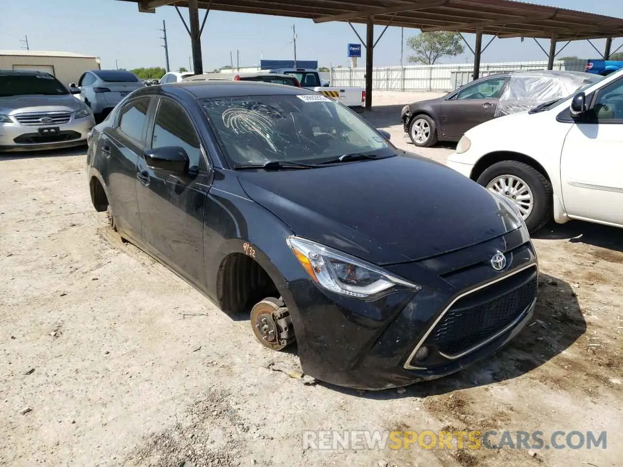 1 fotografías del automóvil dañado 3MYDLBYV4KY507935 TOYOTA YARIS 2019